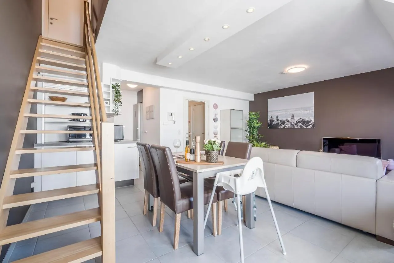 Perfect Getaway Duplex Rooftop App. W. Terrace Apartament Westende